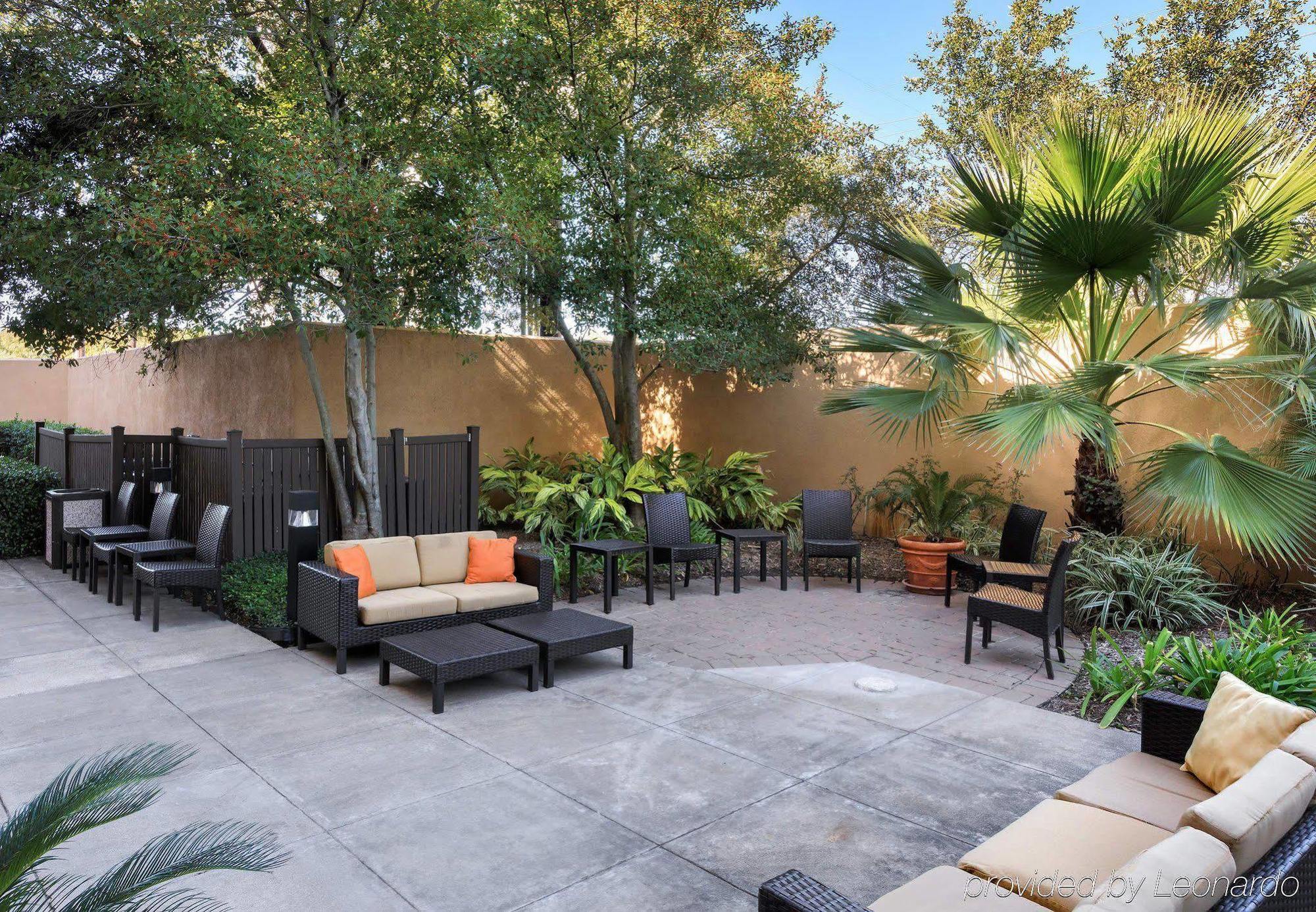 Courtyard Houston Sugar Land/Stafford Hotel Kültér fotó